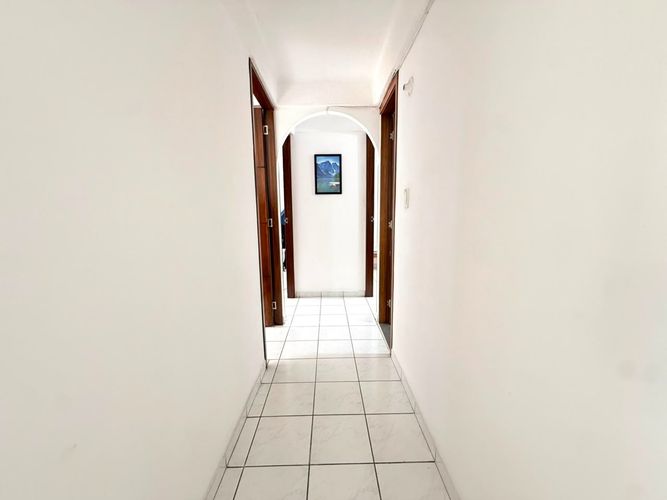 Apartamento de 3 alcobas en venta en Conjunto El Bosque Sector G2, Floridablanca, 70 m² · foto 2 de 12