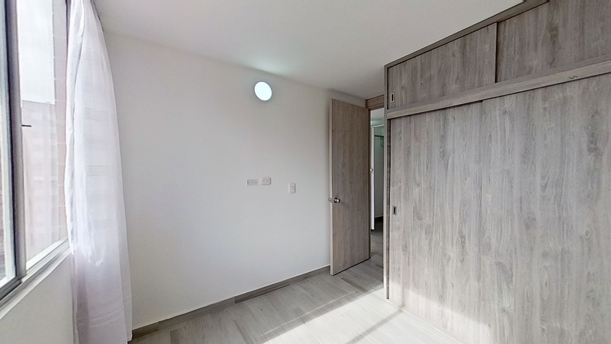 Apartamento de 3 alcobas en venta en El Cortijo, Madrid, 47 m² · foto 12 de 22
