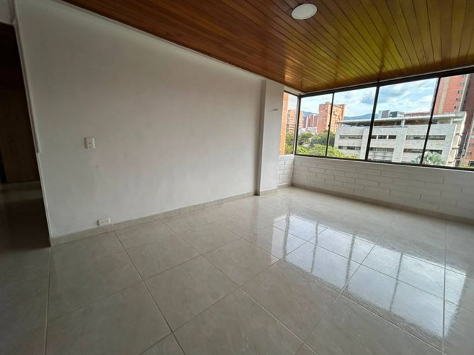 Apartamento de 3 alcobas en venta en El Poblado, Itagüí, 118 m² · foto 9 de 18