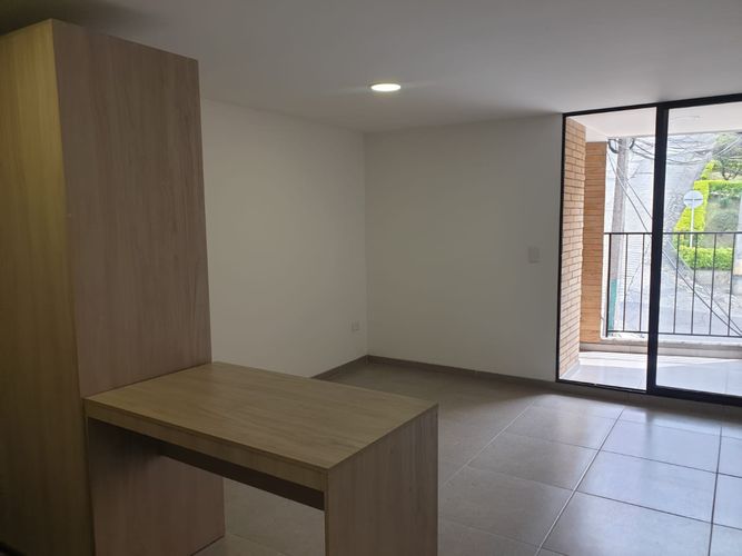 Apartaestudio en venta en San Diego, Medellín, 33 m² · foto 9 de 19