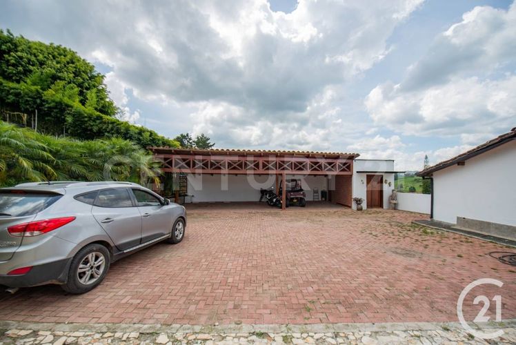 Finca en venta en Llano Grande, Rionegro, 800 m² · foto 2 de 24