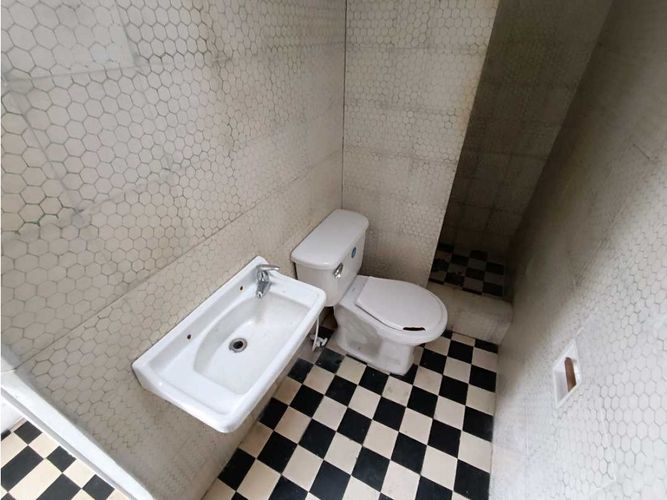 Local en arriendo en Avenida Santander, Manizales, 250 m² · foto 11 de 20