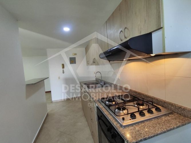 Apartamento de 2 alcobas en arriendo en Mugá, Envigado, 72 m² · foto 2 de 17