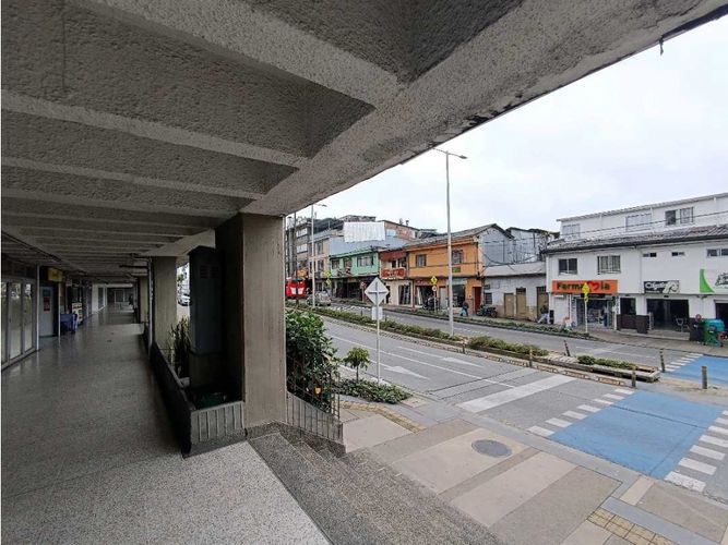 Local en arriendo en Campohermoso, Manizales, 25 m² · foto 3 de 8