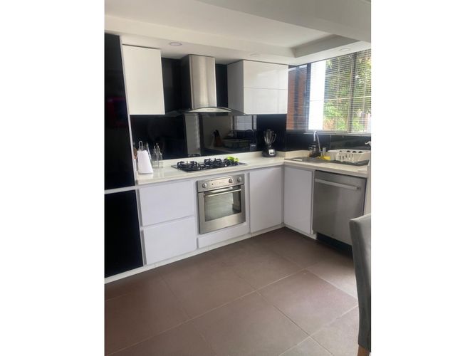 Casa de 3 alcobas en venta en Altos De La Colina, Bogotá, 140 m² · foto 6 de 20