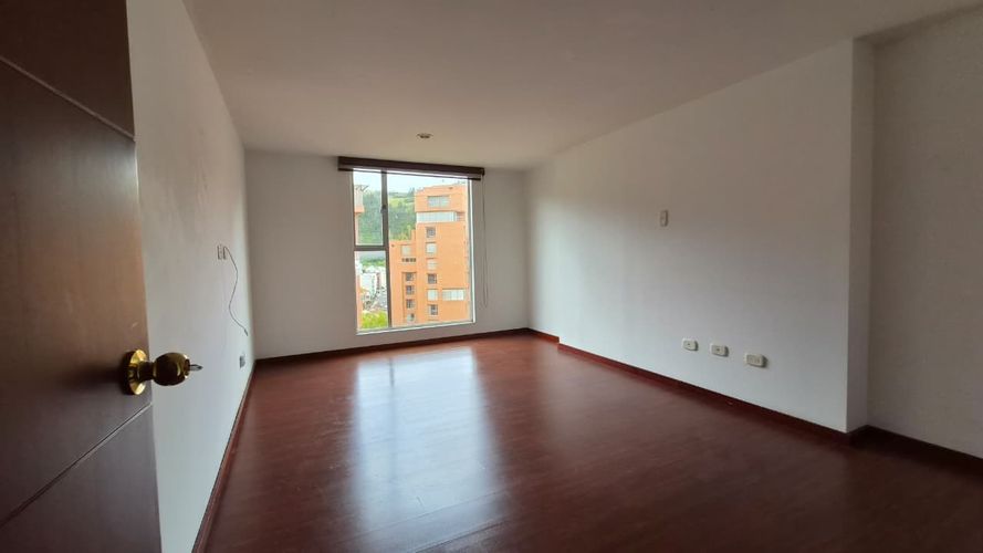 Apartamento de 3 alcobas en venta en Pandiaco, Pasto, 107 m² · foto 5 de 7