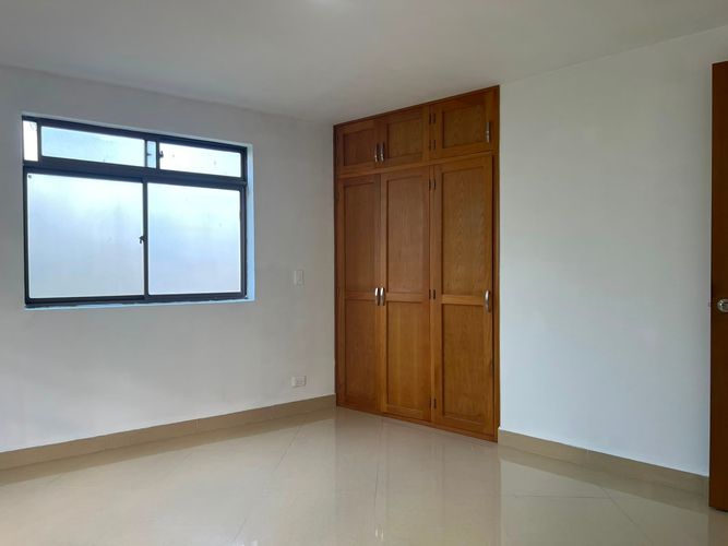 Apartamento de 3 alcobas en arriendo en Loma Del Esmeraldal, Envigado, 125 m² · foto 9 de 17
