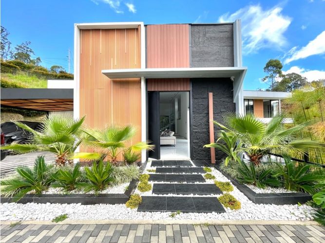 Casa de 5 alcobas en venta en Las Hojas, Rionegro, 460 m² · foto 5 de 24