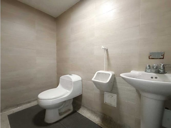 Local en arriendo en El Centro, Manizales, 738 m² · foto 14 de 24