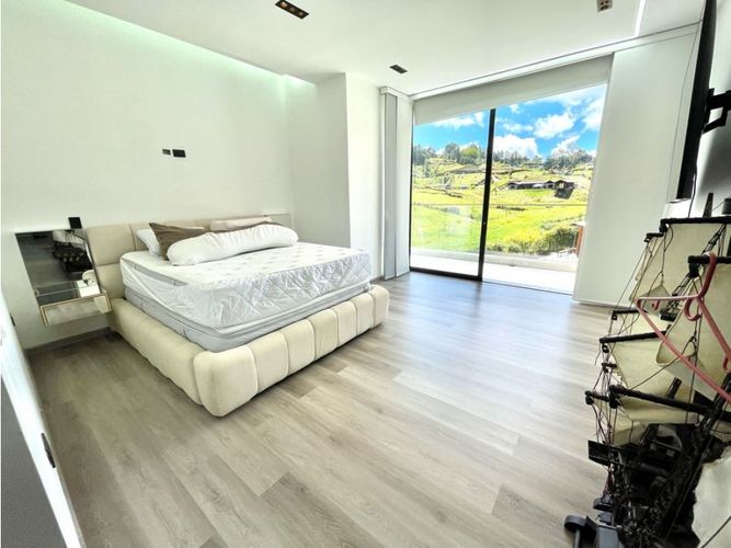 Casa de 5 alcobas en venta en Las Hojas, Rionegro, 460 m² · foto 13 de 24