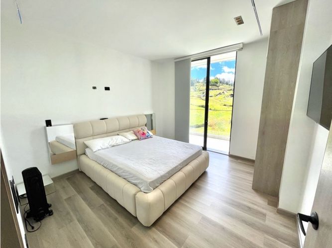 Casa de 5 alcobas en venta en Las Hojas, Rionegro, 460 m² · foto 14 de 24