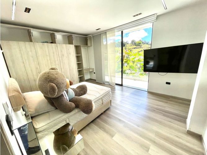 Casa de 5 alcobas en venta en Las Hojas, Rionegro, 460 m² · foto 15 de 24