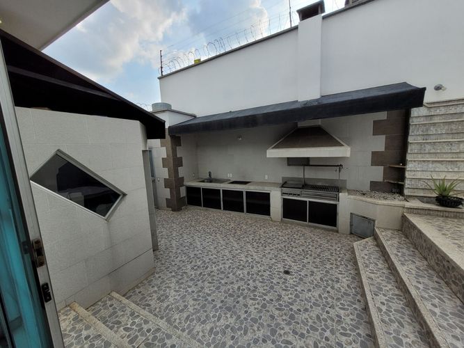 Casa de 4 alcobas en venta en Cañaveral, Floridablanca, 250 m² · foto 4 de 22