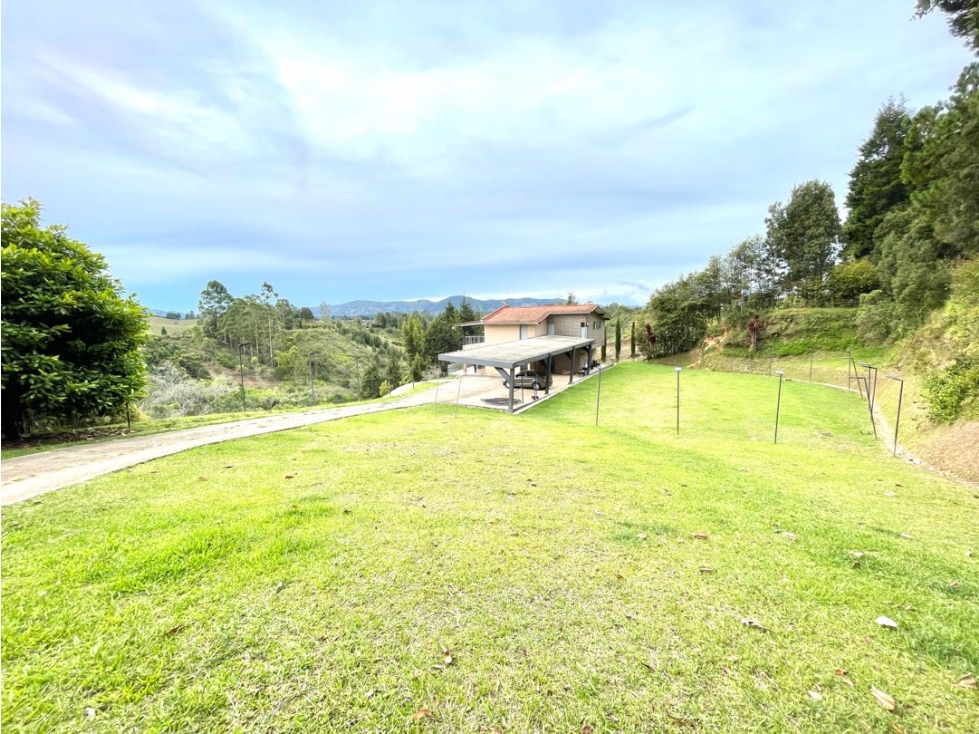 Casa Campestre en Arriendo en Rionegro