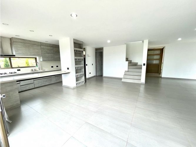 Casa de 3 alcobas en arriendo en La Mosquita, Rionegro, 300 m² · foto 6 de 24
