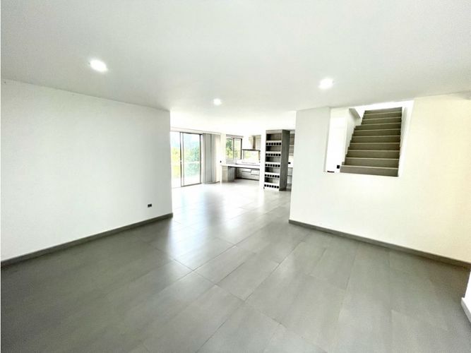 Casa de 3 alcobas en arriendo en La Mosquita, Rionegro, 300 m² · foto 8 de 24