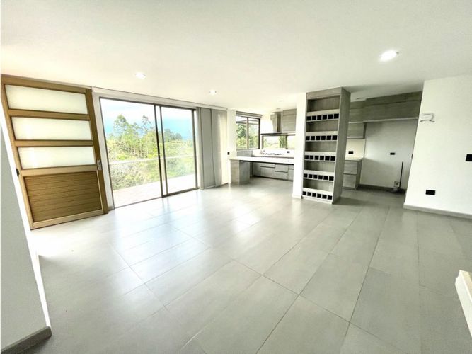 Casa de 3 alcobas en arriendo en La Mosquita, Rionegro, 300 m² · foto 9 de 24