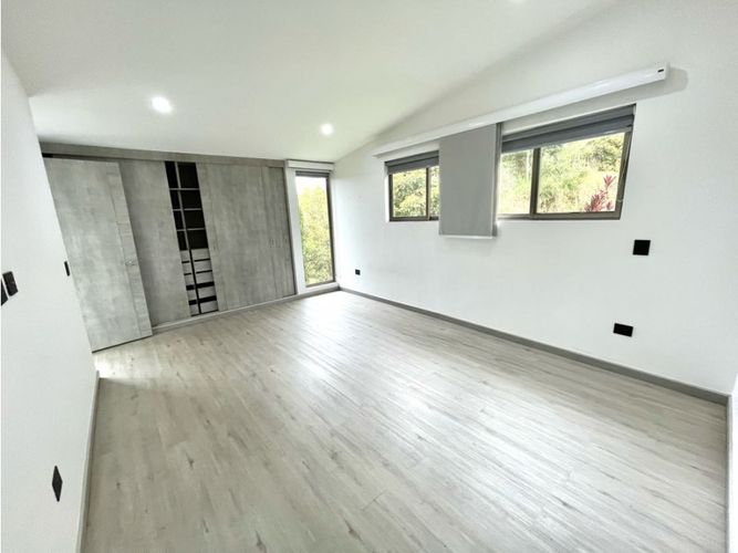 Casa de 3 alcobas en arriendo en La Mosquita, Rionegro, 300 m² · foto 21 de 24