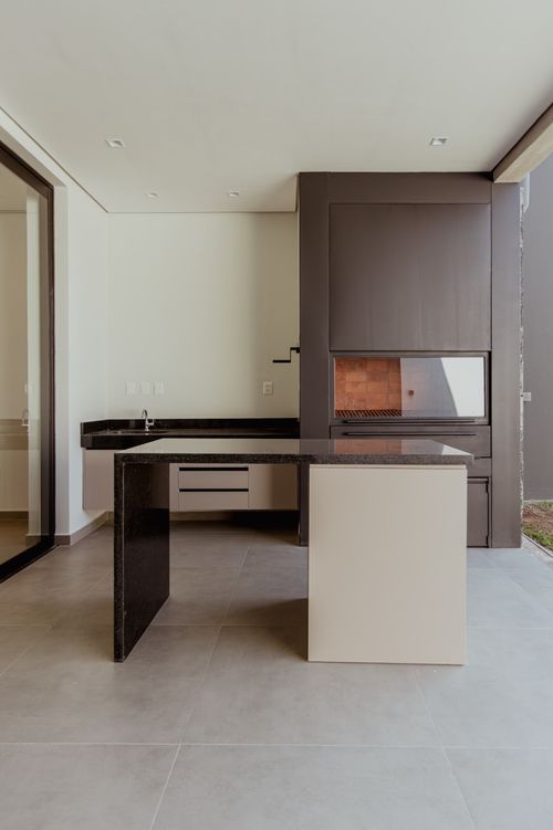 EN VENTA Casa de Lujo a Estrenar con 5 Habitaciones y Acabados Premium. - foto 4