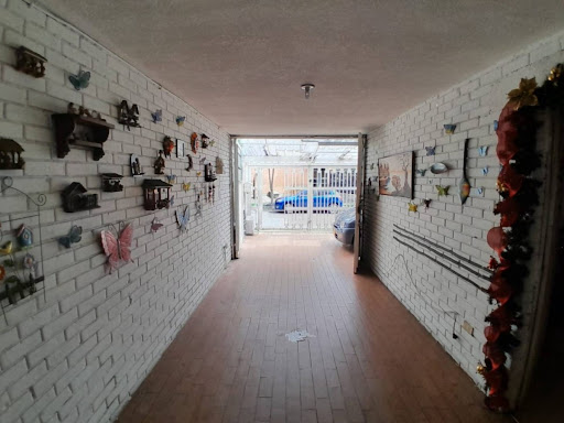 Casa en venta en San Fernando, Bogotá · foto 3 de 24