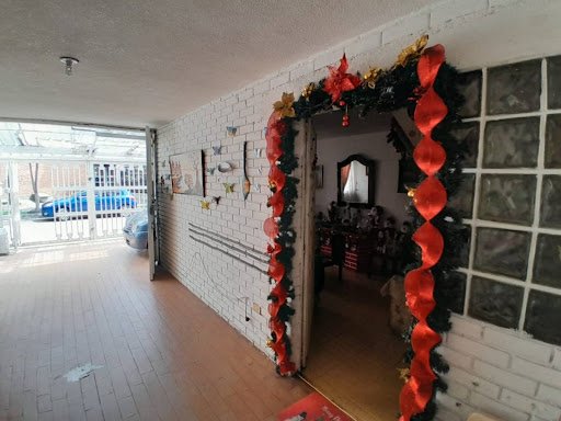 Casa en venta en San Fernando, Bogotá · foto 4 de 24
