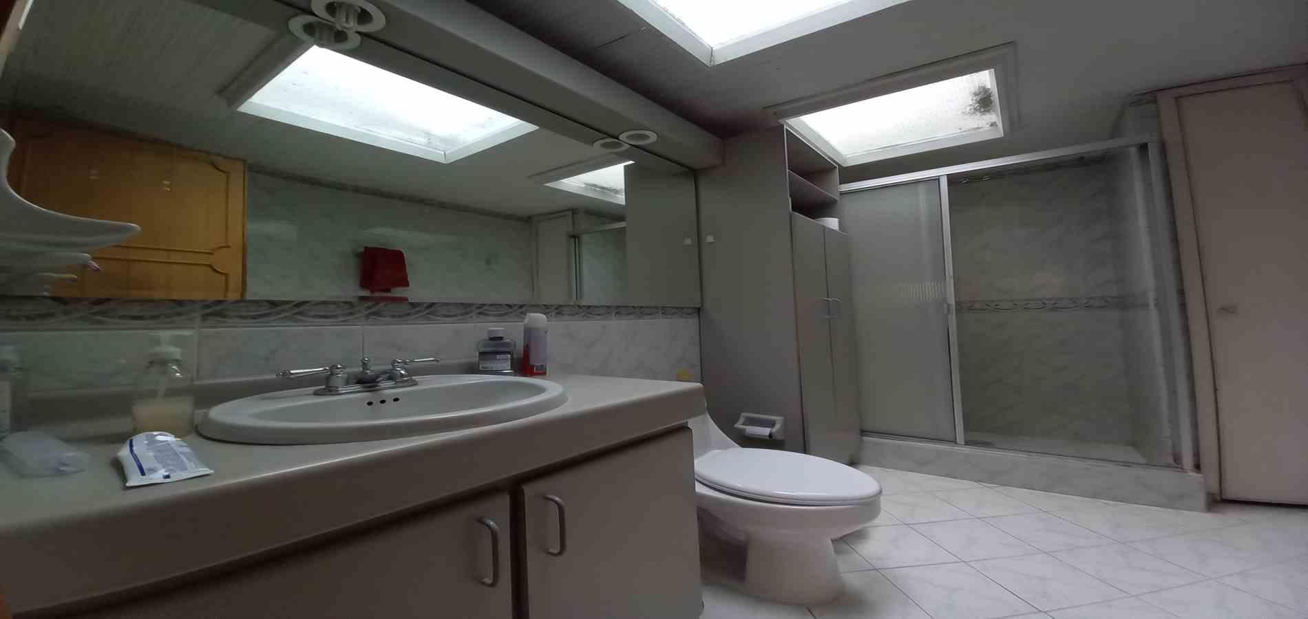 Casa en venta en Guayacanes, Manizales · foto 8 de 24