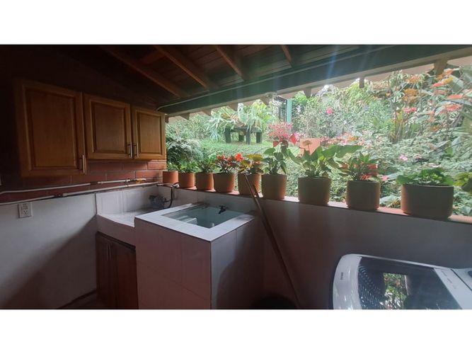 Casa de 3 alcobas en venta en Pan De Azucar, Sabaneta, 541 m² · foto 9 de 12