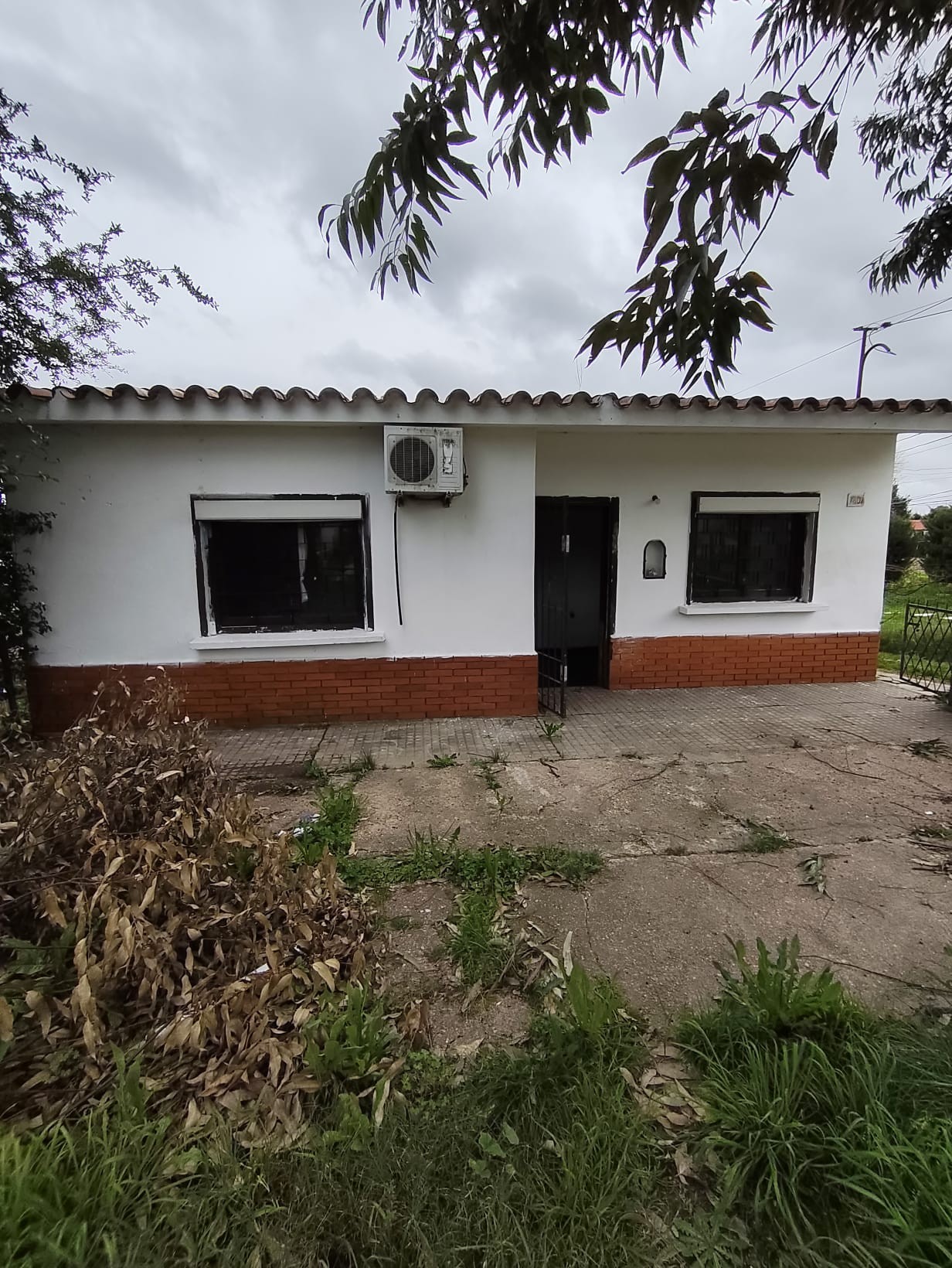Casa 2 dormitorios en calle Victor Rabu