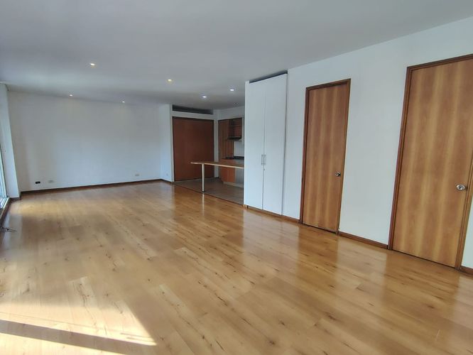 Apartamento de 1 alcoba en arriendo en Santa María De Los Ángeles, Medellín, 70 m² · foto 9 de 13
