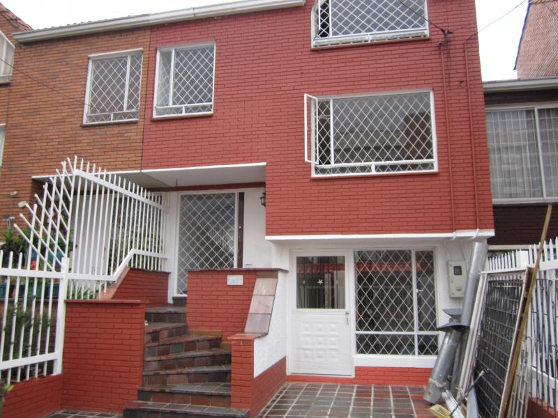 Casa en venta en Niza, Bogotá · foto 8 de 24