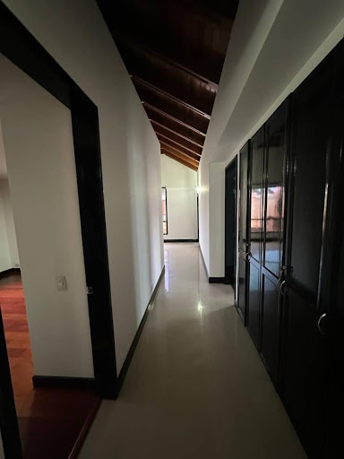Casa en venta en San Jose De Bavaria, Bogotá · foto 19 de 24