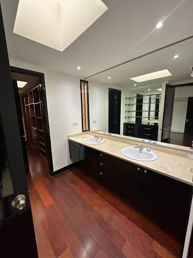 Casa en venta en San Jose De Bavaria, Bogotá · foto 21 de 24