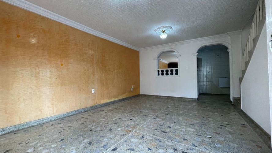 Casa de 4 alcobas en venta en Urbanizacion Diamante Ii Etapa, Bucaramanga, 90 m² · foto 2 de 15