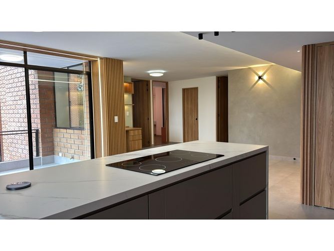 Apartamento de 4 alcobas en venta en Patio Bonito, Medellín, 110 m² · foto 3 de 24