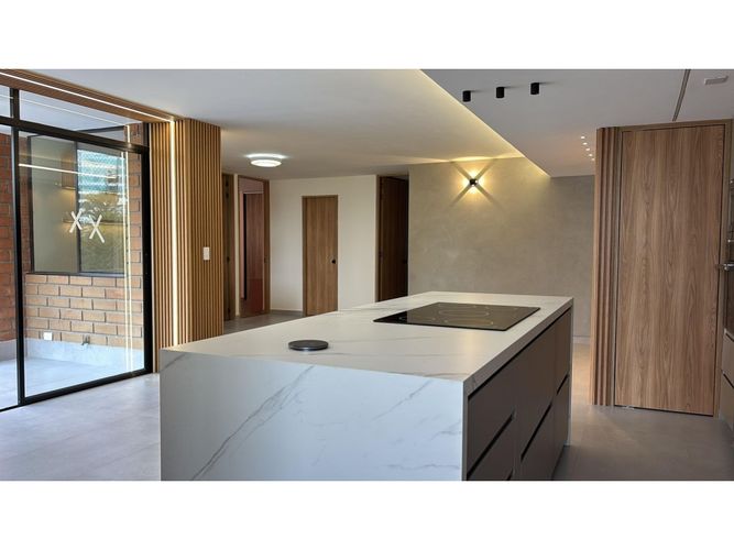 Apartamento de 4 alcobas en venta en Patio Bonito, Medellín, 110 m² · foto 8 de 24