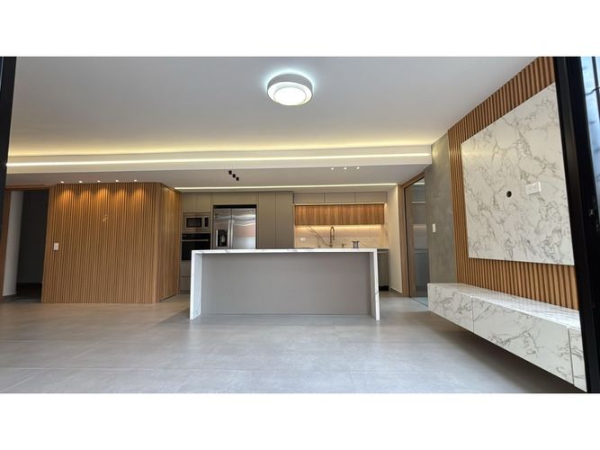 Apartamento de 4 alcobas en venta en Patio Bonito, Medellín, 110 m² · foto 9 de 24