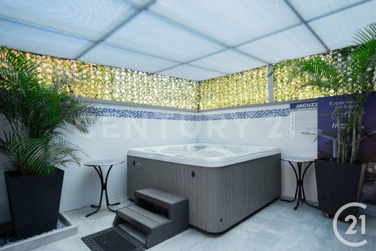 Edificio en venta en Laureles, Medellín, 1060 m² · foto 5 de 23