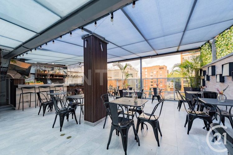 Edificio en venta en Laureles, Medellín, 1060 m² · foto 7 de 23