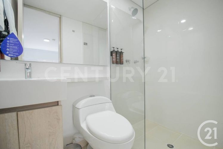 Edificio en venta en Laureles, Medellín, 1060 m² · foto 10 de 23