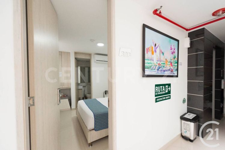 Edificio en venta en Laureles, Medellín, 1060 m² · foto 11 de 23
