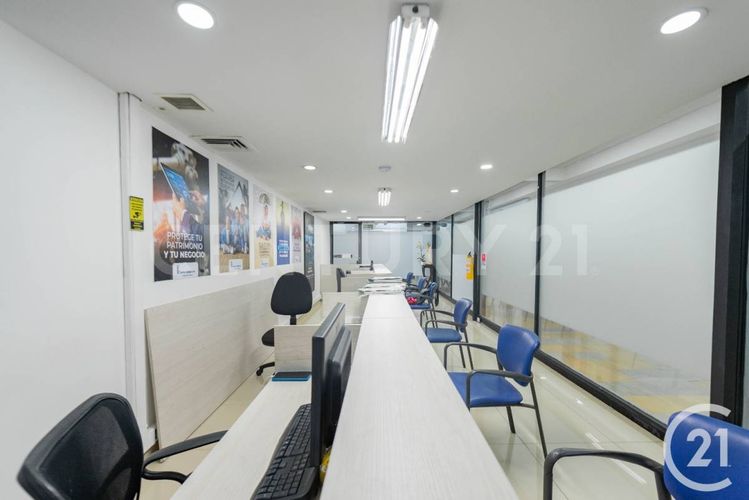 Local en arriendo en Perpetuo Socorro, Medellín, 114 m² · foto 17 de 21