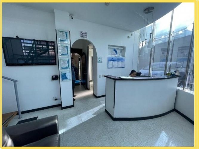 Casa en venta en Barrios Unidos, Bogotá, 505 m² · foto 6 de 9