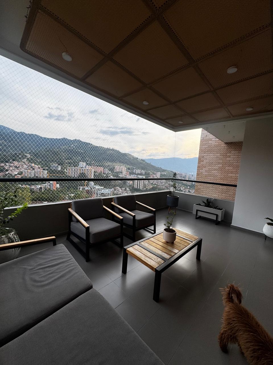 Apartamento en venta en Camino Verde, Envigado · foto 2 de 20