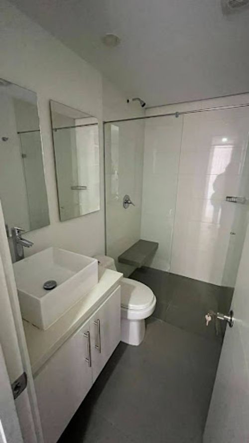 Apartamento de 2 alcobas en arriendo en Castropol, Medellín, 80 m² · foto 15 de 15