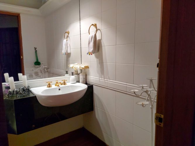 Apartamento de 3 alcobas en venta en Los Rosales, Bogotá, 251 m² · foto 16 de 23
