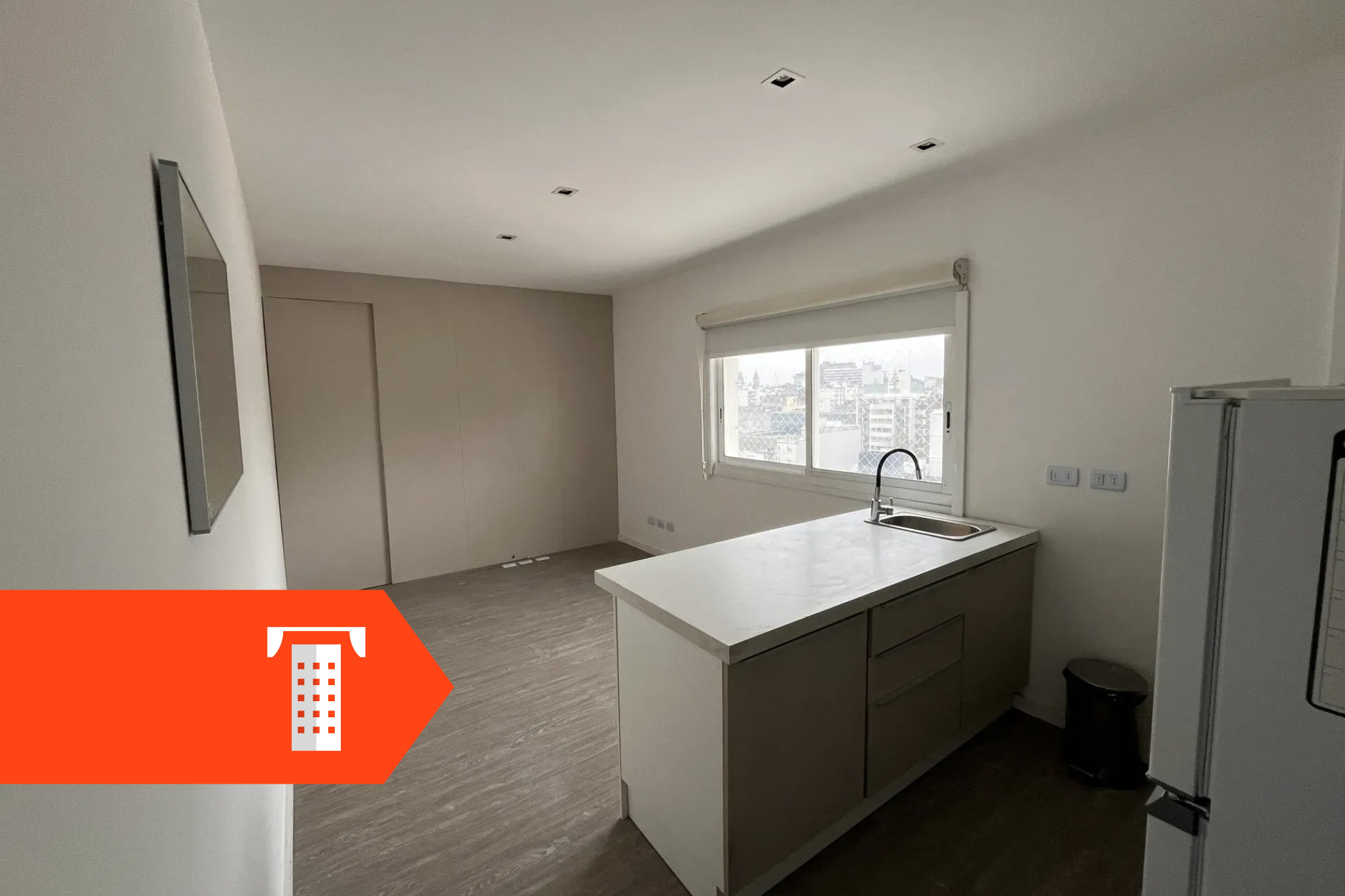 Alquiler Apartamento 1 Dormitorio Centro Con Vista Al Mar Torre Maua - RH-15001