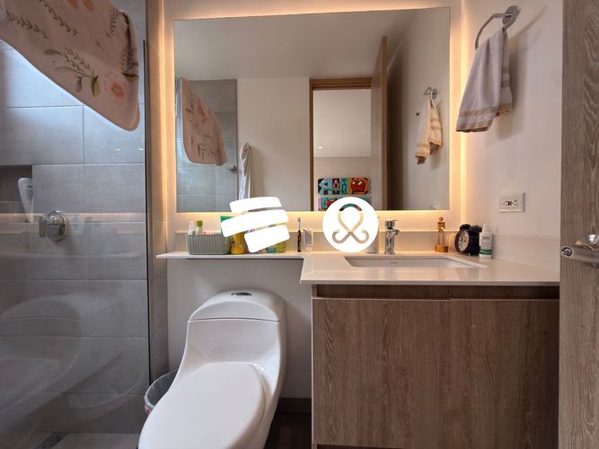 Apartamento de 3 alcobas en venta en El Poblado, Medellín, 173 m² · foto 12 de 14
