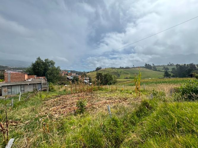 Lote en venta en Casabuy, Pasto, 656 m² · foto 2 de 3