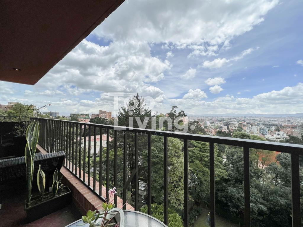 Apartamento en venta en Los Rosales, Bogotá · foto 6 de 16