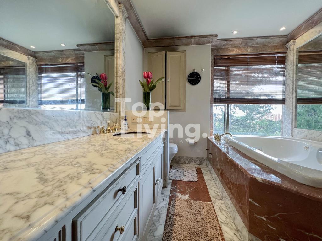 Apartamento en venta en Los Rosales, Bogotá · foto 12 de 16